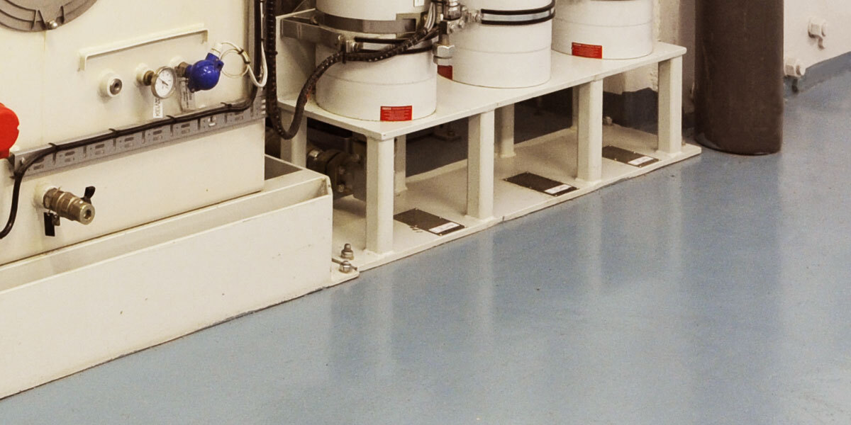 Extremely low VOC-content