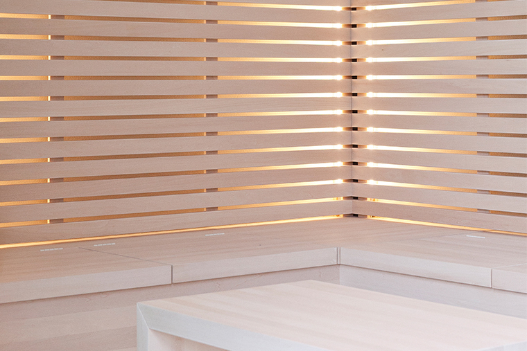 Akvilac CE 25 is suitable for indoor wooden surfaces.