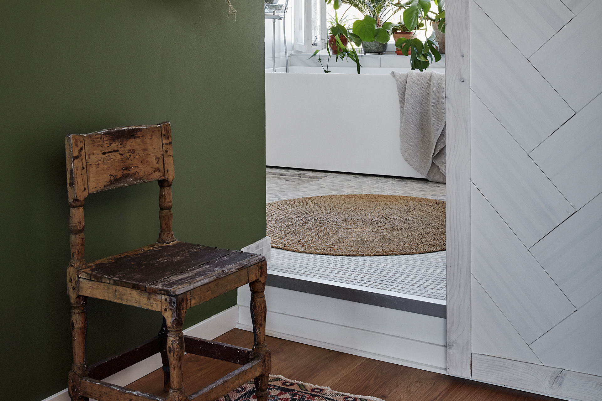green colour wall in hallway
