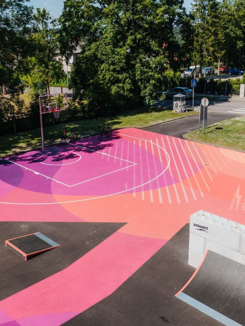 Renovated Cēsis skate park draws in young people with its pink and violet tones