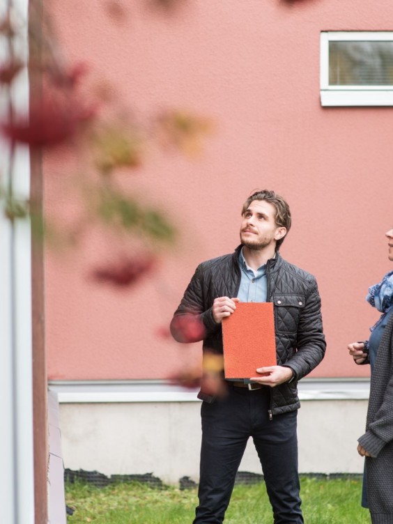 Red mineral facade wall