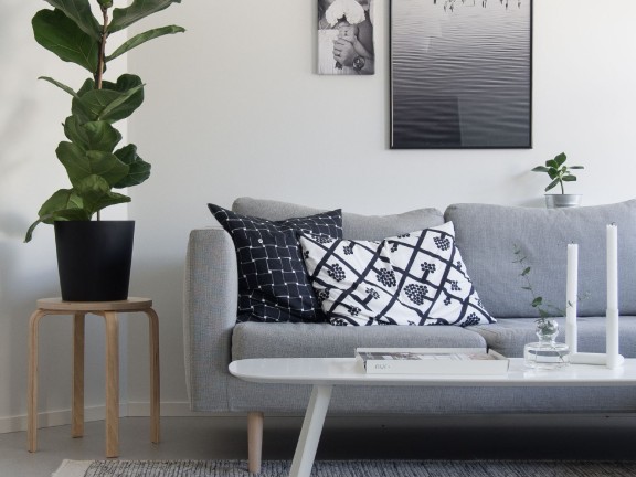 living room in Tikkurila White