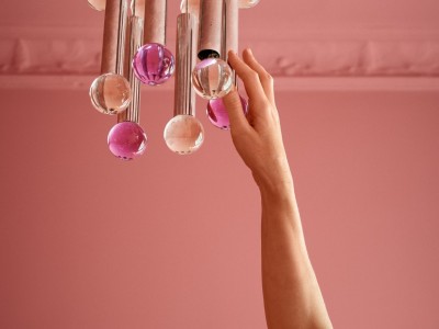 pink ceiling and walls in living room