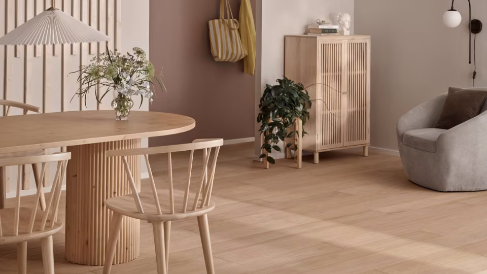 how to varnish wooden floor