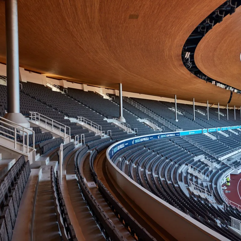 Laminated wooden construction elements